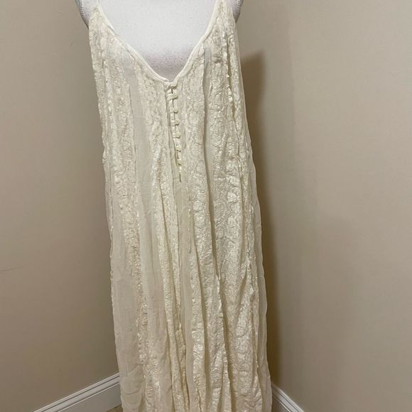 Free People Sweet Sea Maxi
Dress Size M
MSRP: $400 New - Picture 6 of 12